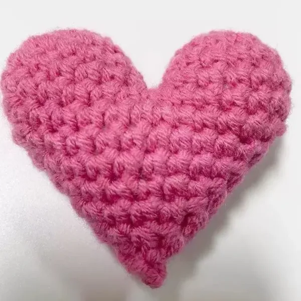 woollen heart w01006
