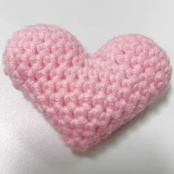 woollen heart w01006